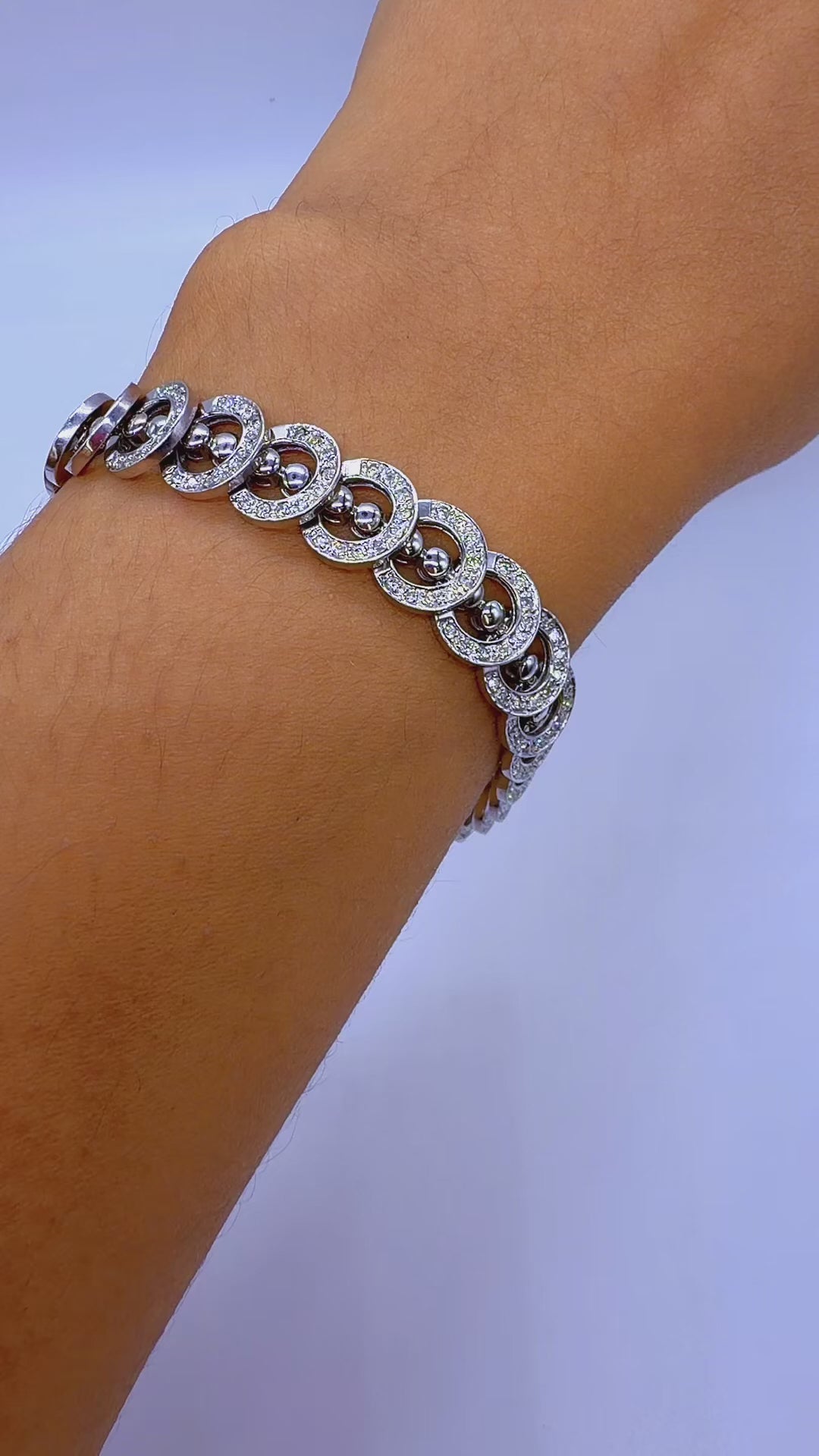 14K White Gold Natural Diamond Circle Bracelet
