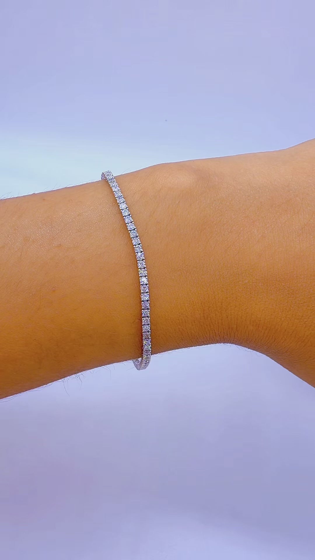 14K White Gold Natural Diamond Tennis Bracelet – 1.95 CTW