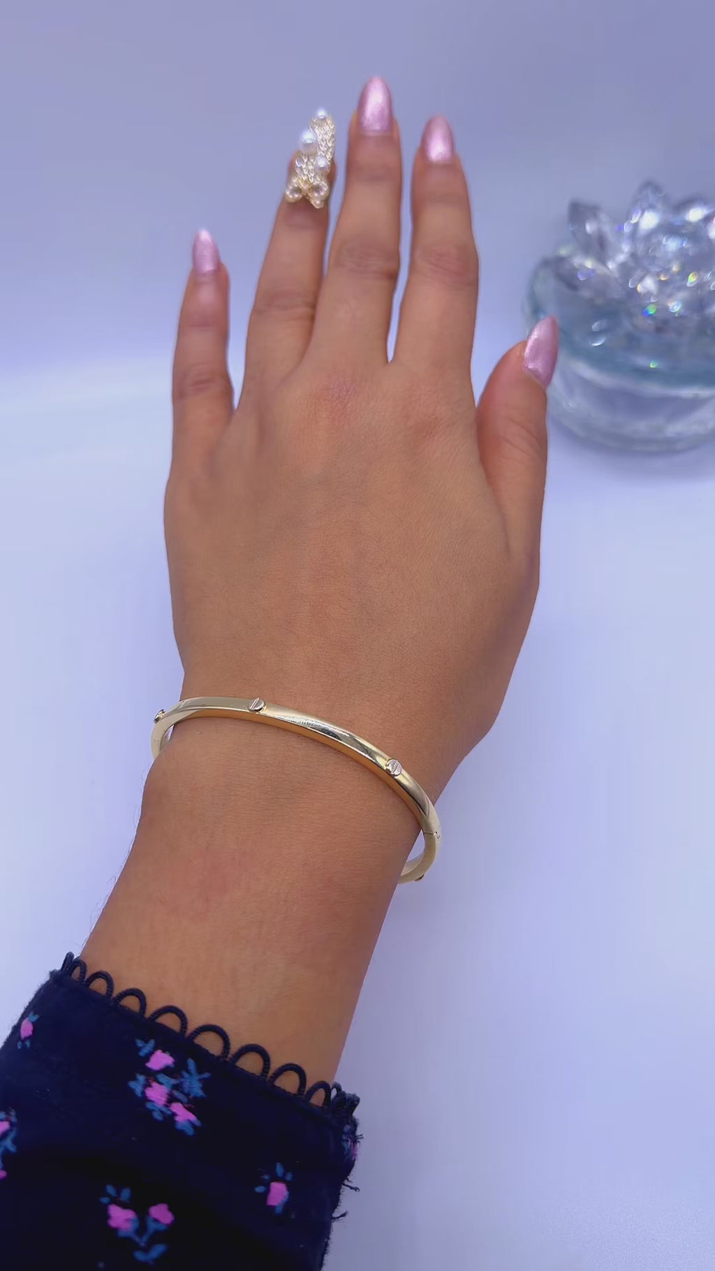 14K Yellow Gold Screw-Accent Bangle Bracelet