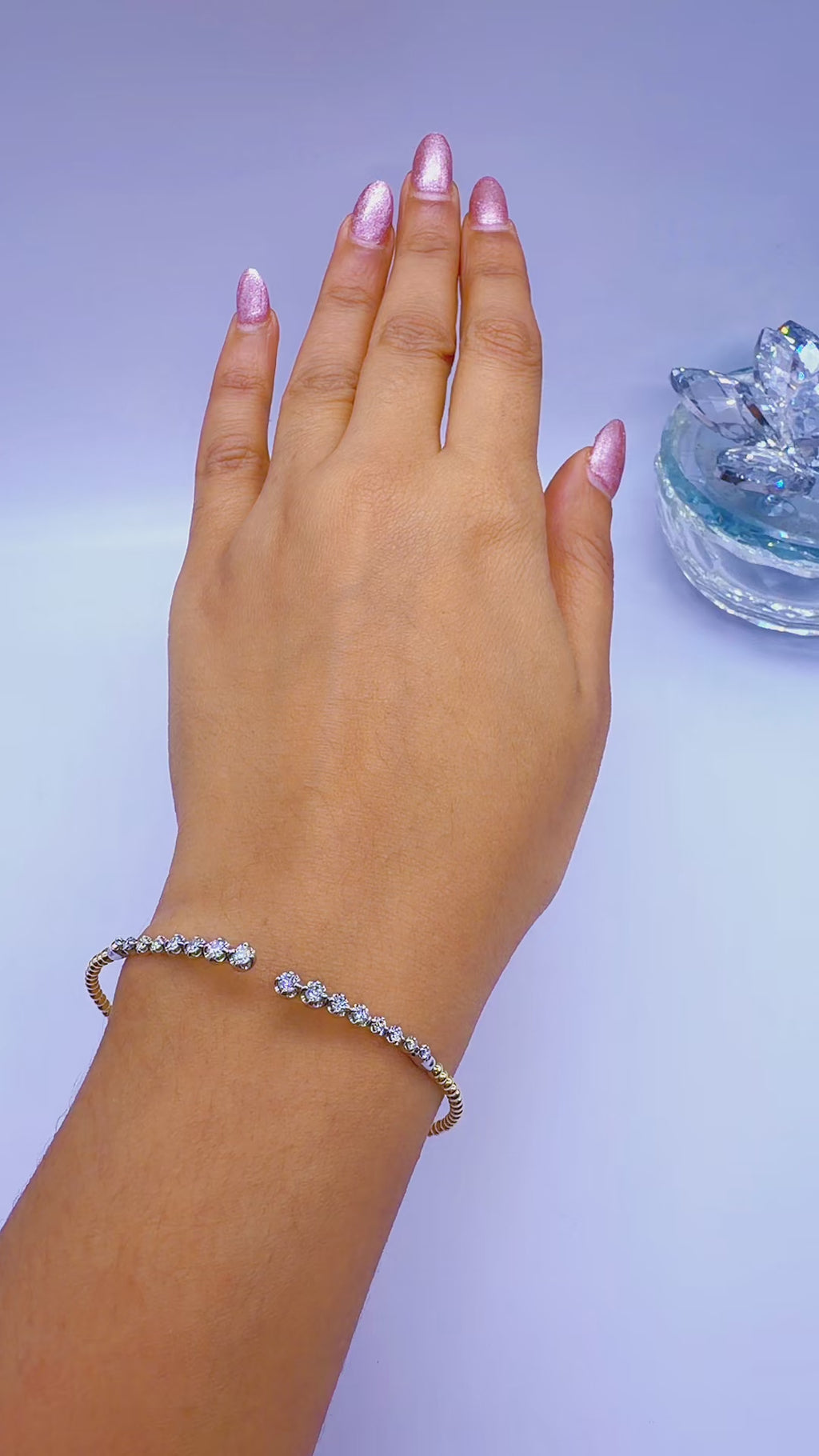 14K Yellow Gold Clover Diamond Bangle