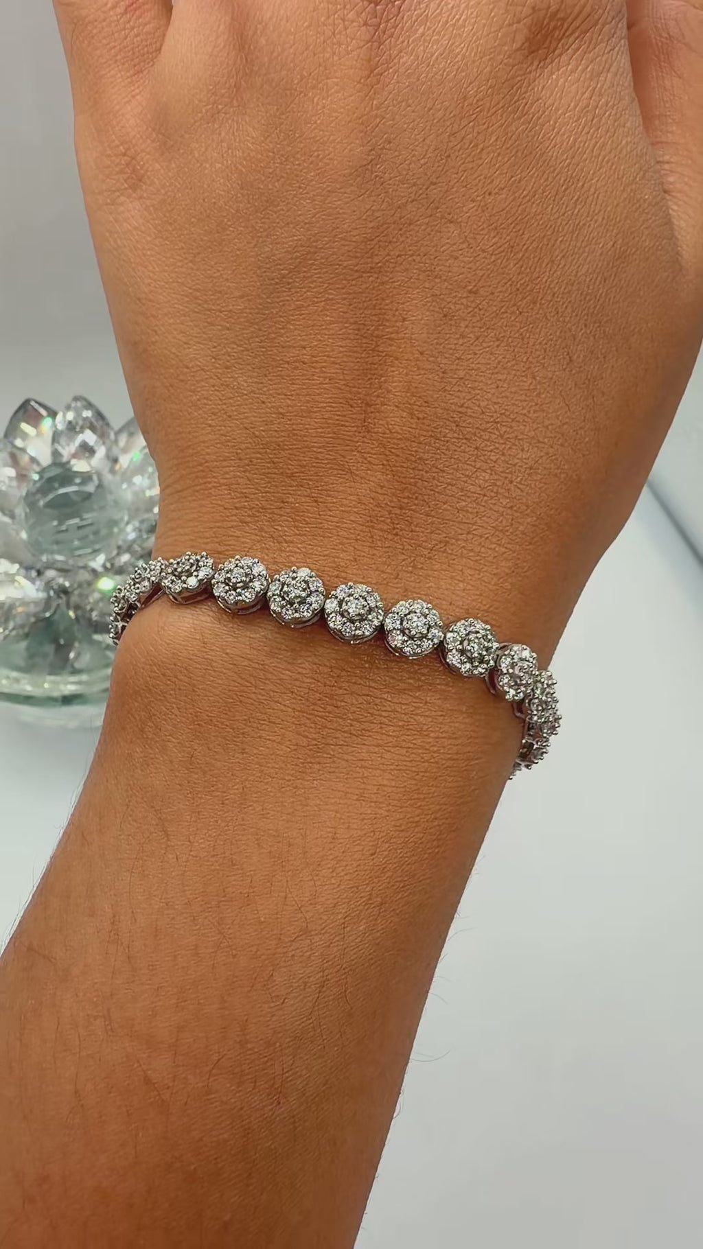 14K White Gold Natural Diamond Cluster Bracelet